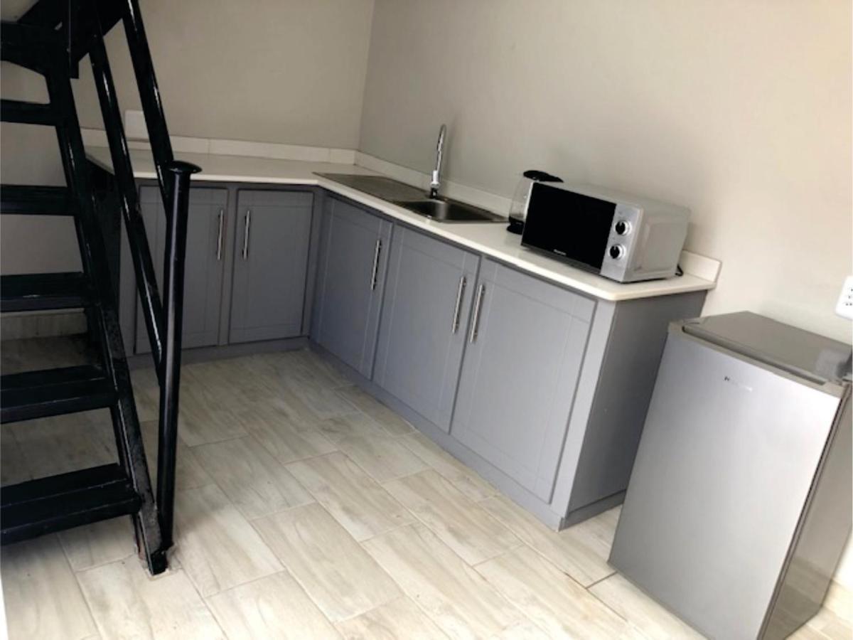 Beesdam Guesthouse Potchefstroom Eksteriør billede