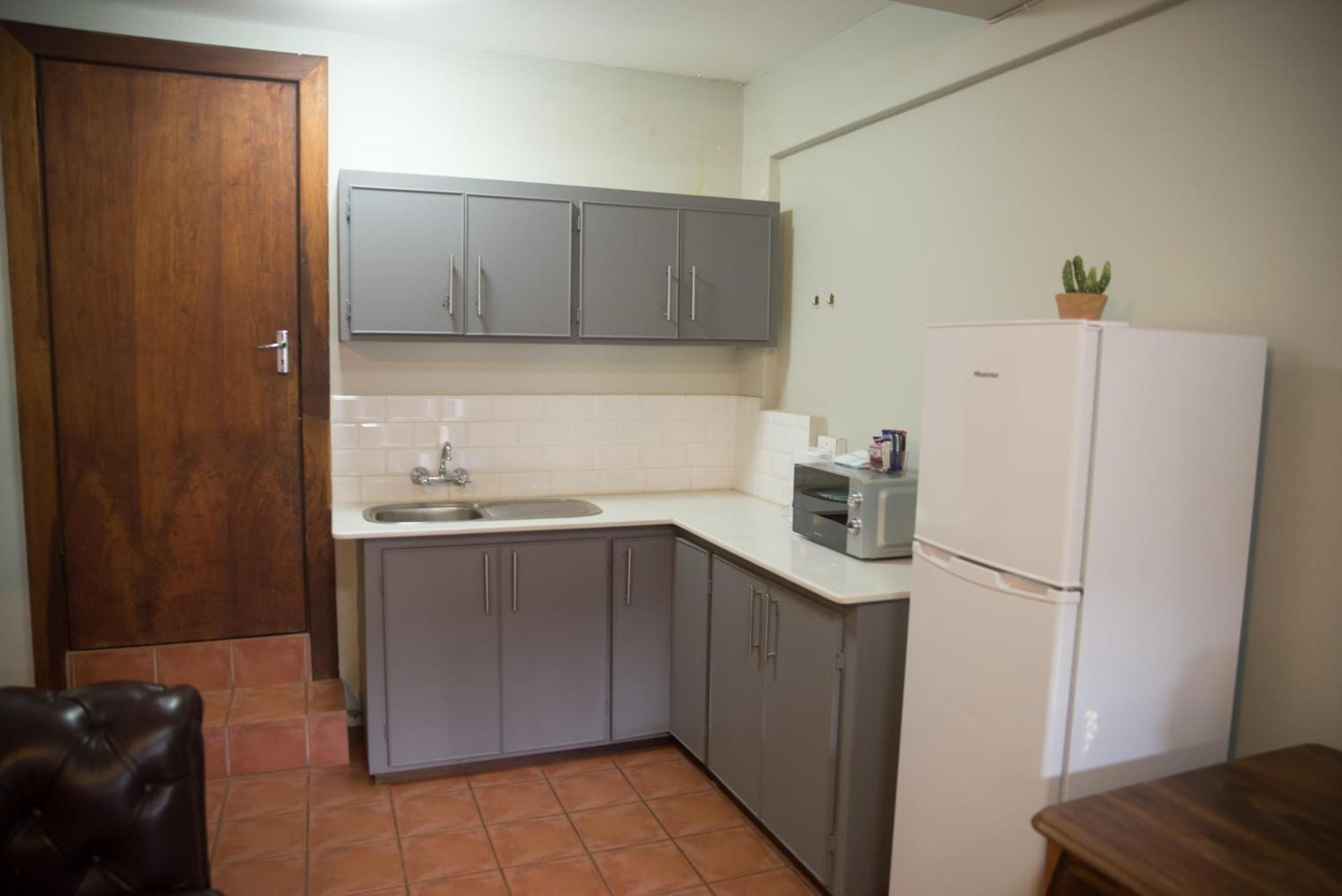Beesdam Guesthouse Potchefstroom Eksteriør billede