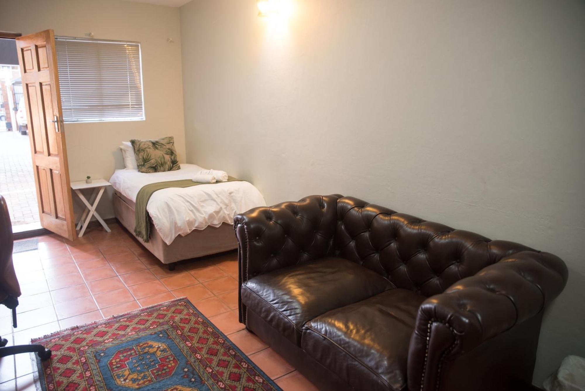 Beesdam Guesthouse Potchefstroom Eksteriør billede